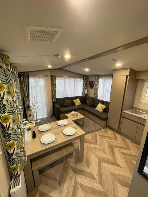 Brand New 6 Berth Holiday Home Selsey Exterior foto